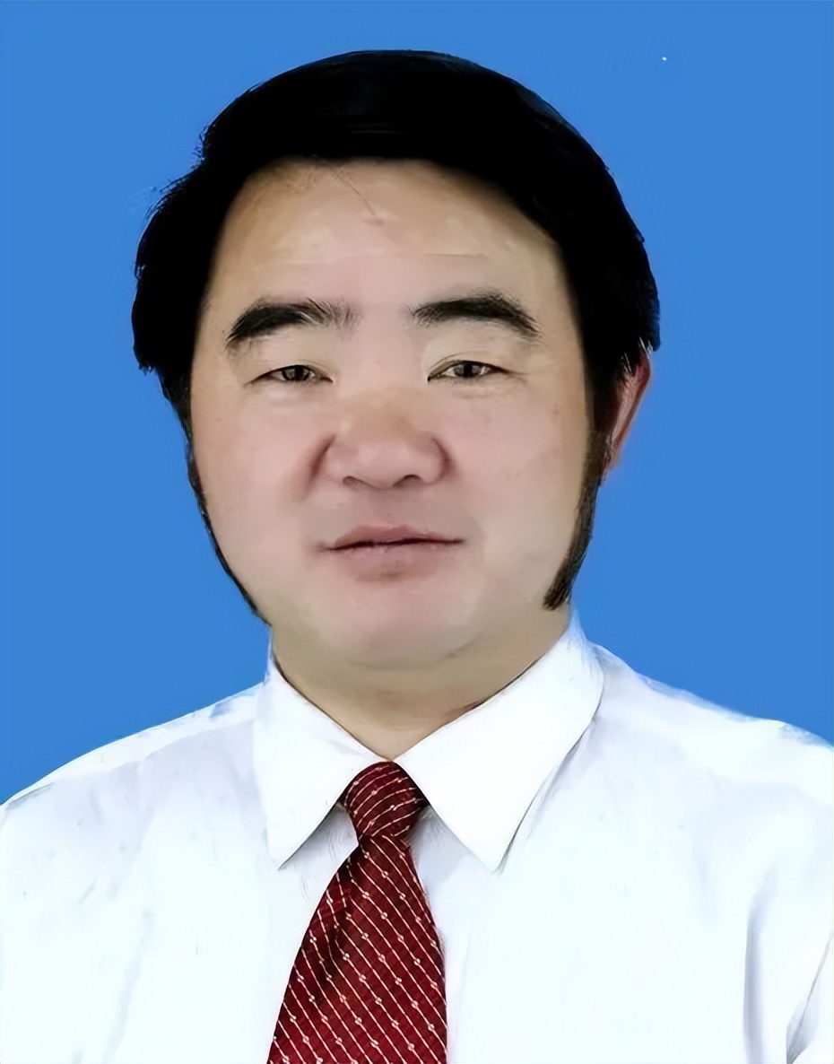 当年为了调动岗位，厚着脸皮找领导，结果他只叫我“好好干”