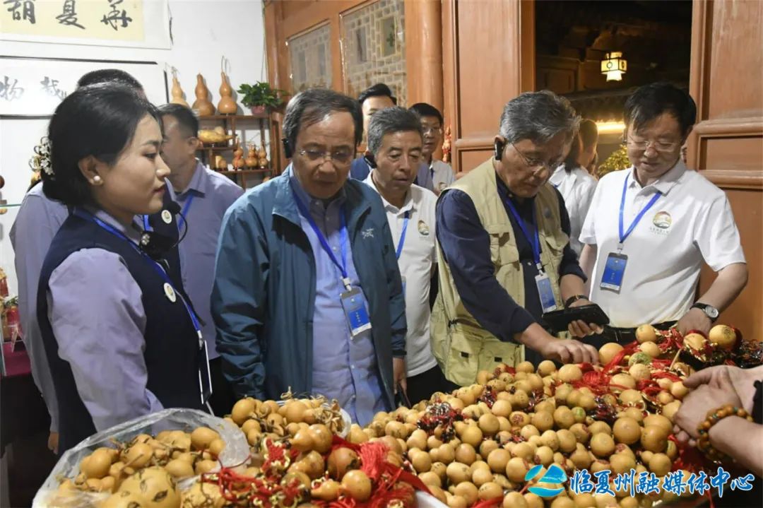 联合国教科文组织专家来临夏州开展实地考察评估