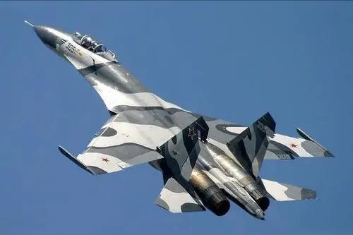 欲购新式战机，苏联用比拼喝酒刁难中方，林虎将军：把苏联人喝翻