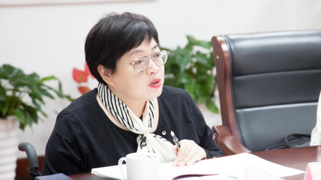 致敬最美|俞莉娜：坐在轮椅上追梦，用“金手指”追赶声音