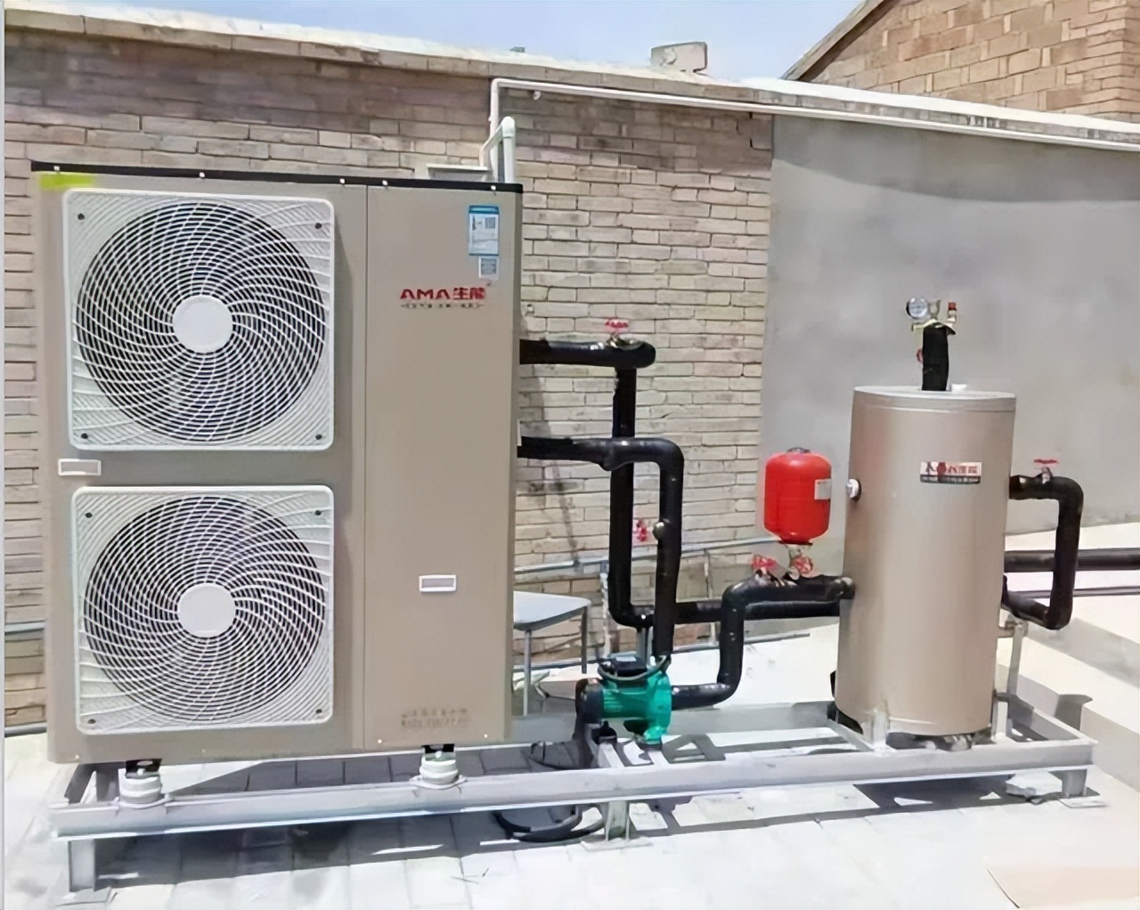 北方农村采暖烧天然气还是空气能,芬尼空气能采暖北方款