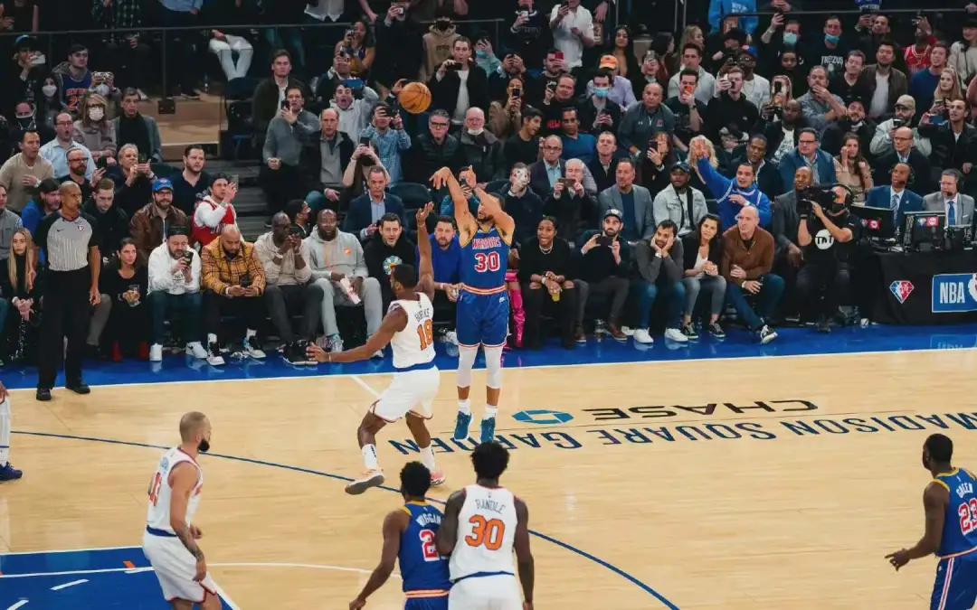 库里，历史三分王！谁注意到诺维斯基对他的评价？真是一针见血