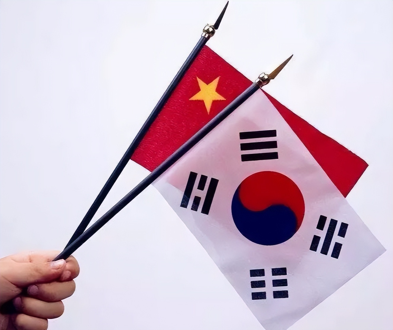 7月1日传来两个好消息：微信官方致歉，潜伏在中国的间谍要完了！