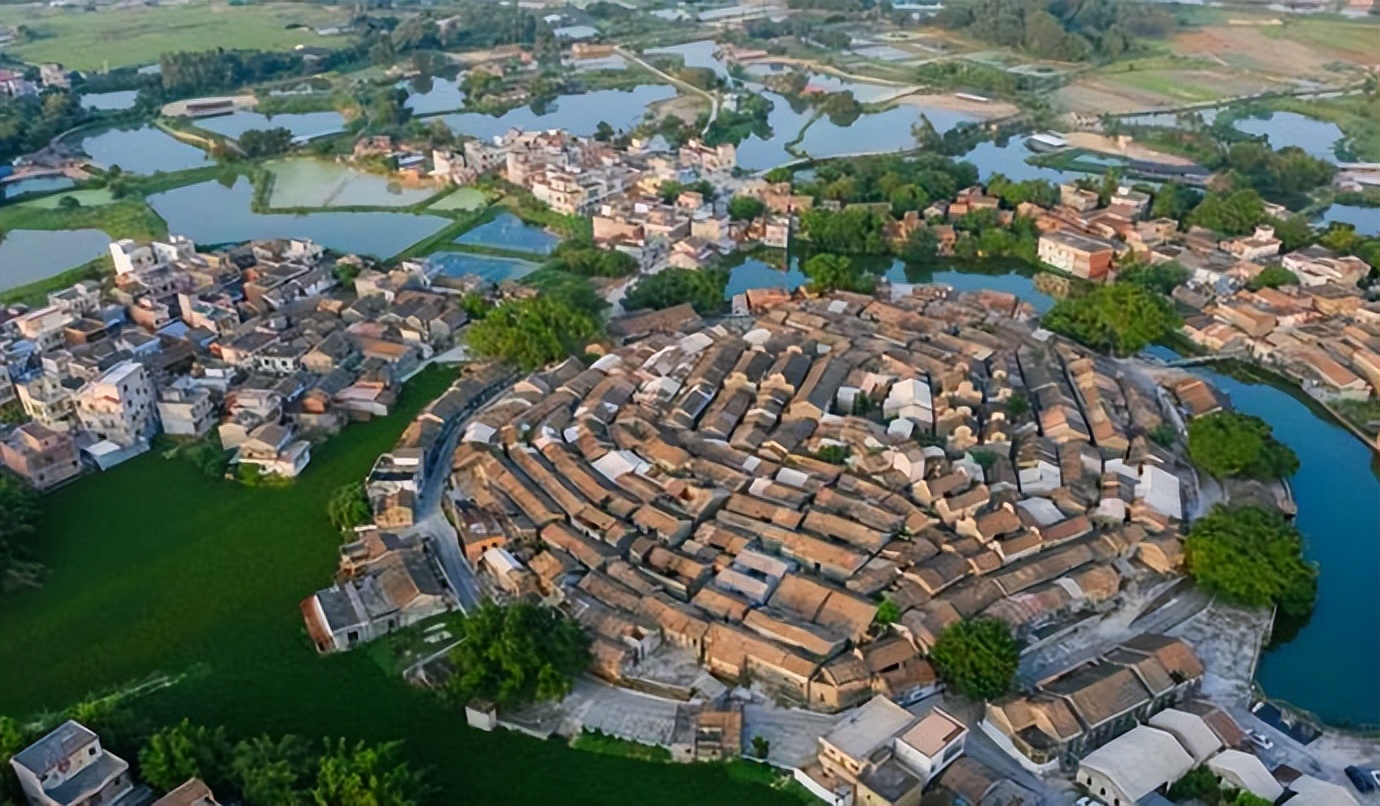 鍏崷鍙ゆ潙涔嬭皽,鍏崷鍙ゆ潙鏈В涔嬭皽