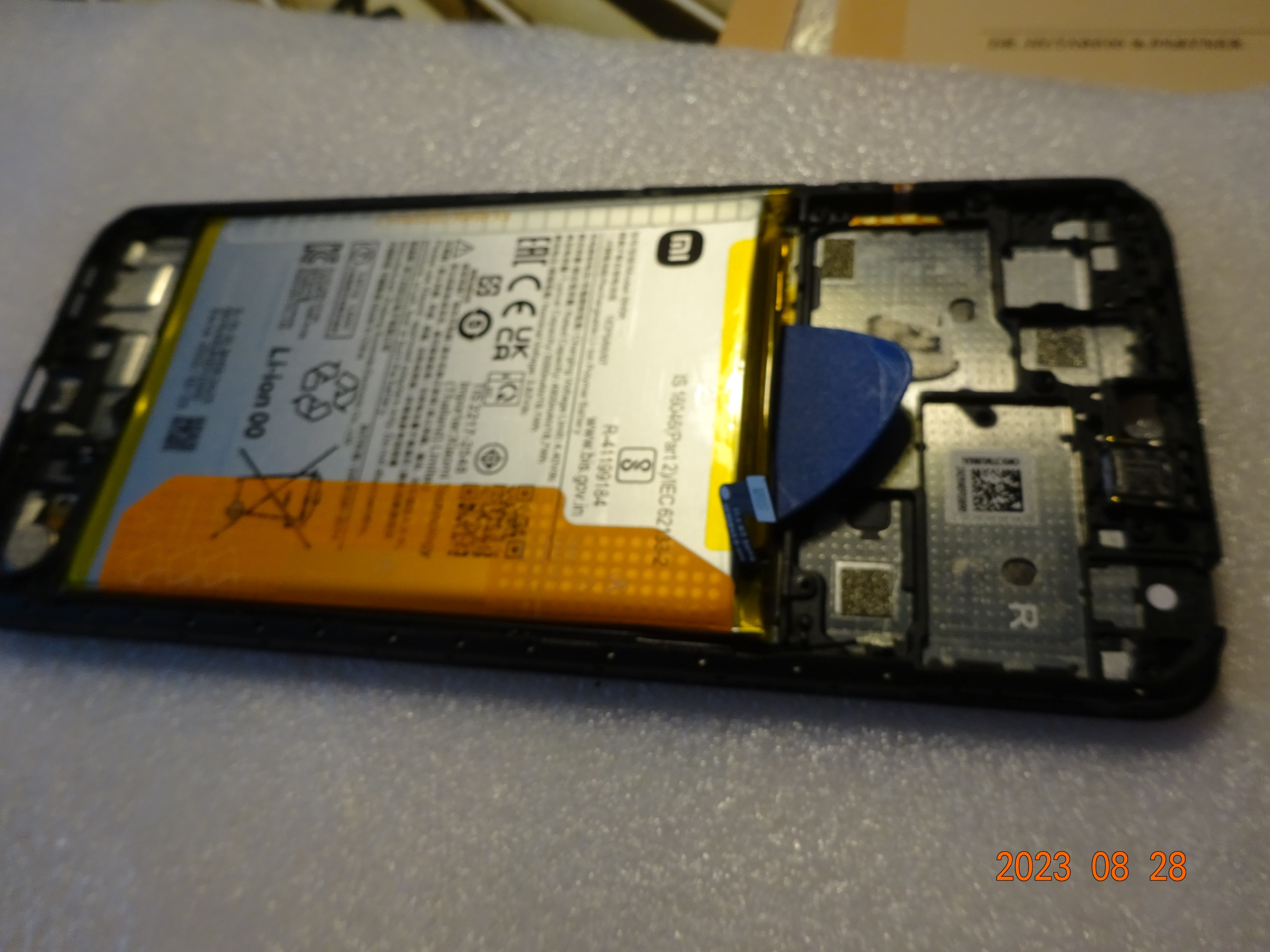 红米12c原装屏幕总成带框,红米12c换屏幕总成教程