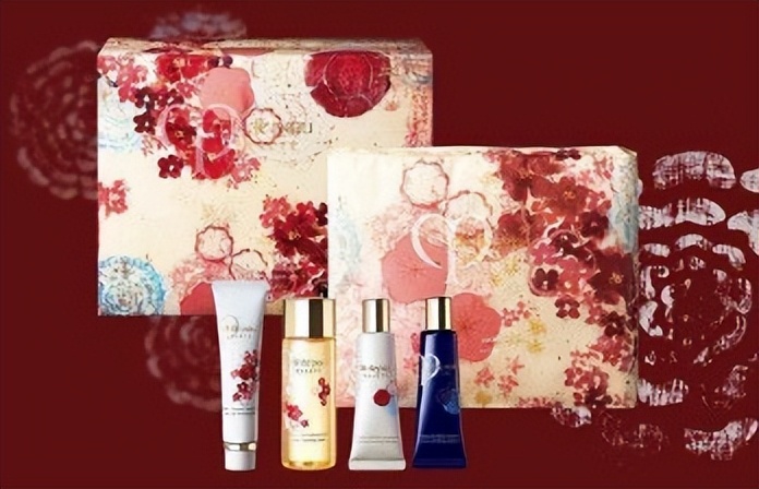 cpb铂钻系列适合什么皮肤,cpb肌肤之钥光耀之境线上艺术展