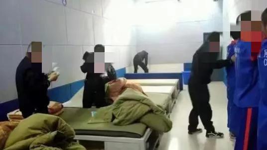 拘留所的真实生活怎么和家人联系,沉浸式体验进拘留所全过程