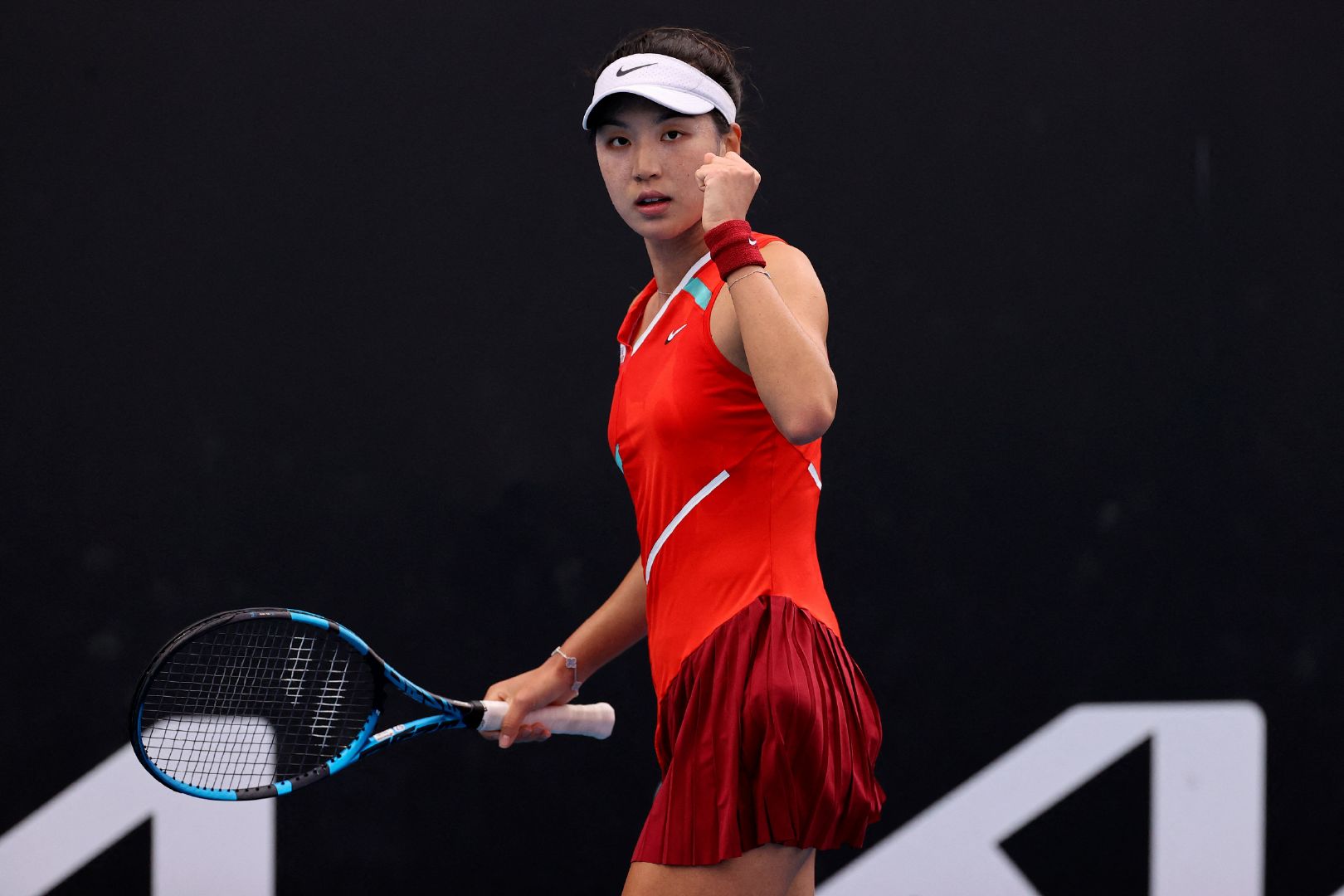 排球比赛直播男排,中国女篮男排夺冠