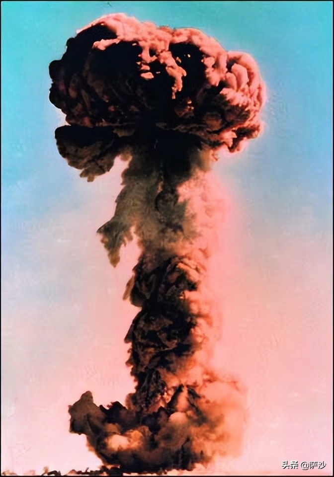 中国原*弹子**之父应该是谁？1958年6月30日苏联帮助中国建成反应堆