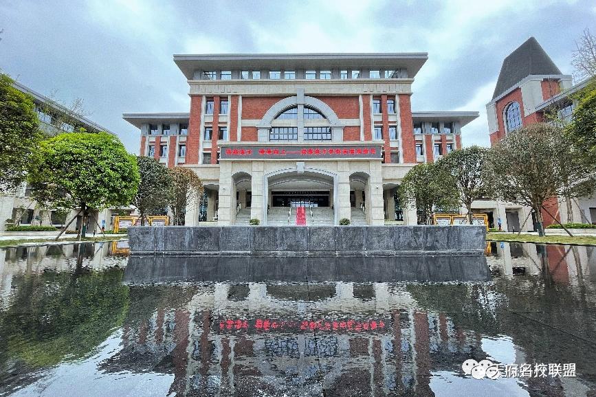 成都公办高中2019录取率,成都五城区高中