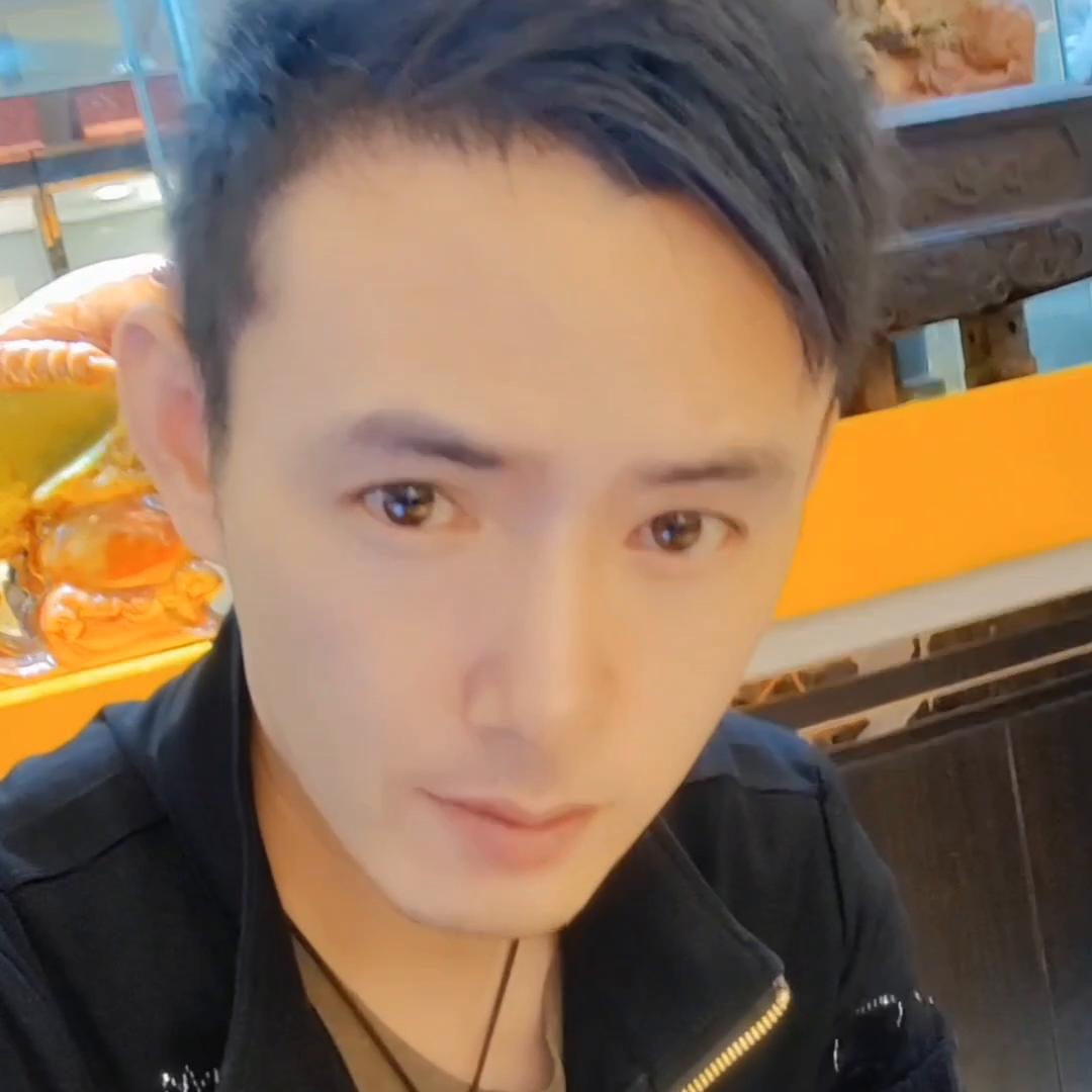 让男人愿意给你花钱的办法,怎么让男人给你花钱呢