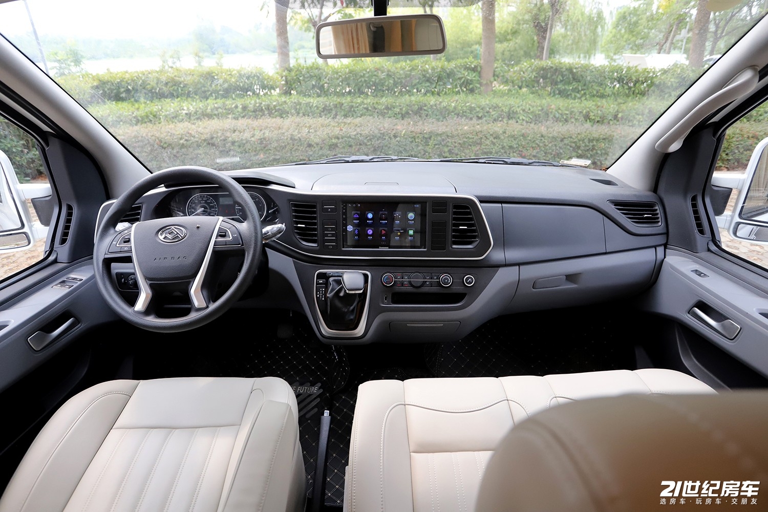 上汽大通低顶斜升顶房车,2020款齐星大通v80升顶房车二手车