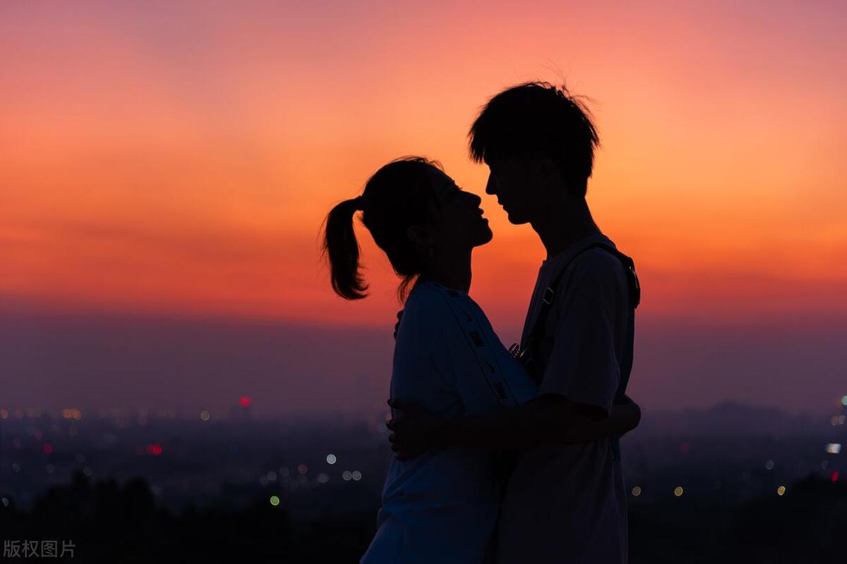 判断一个男人喜欢你的19条定律,六个步骤判断一个男人是不是爱你