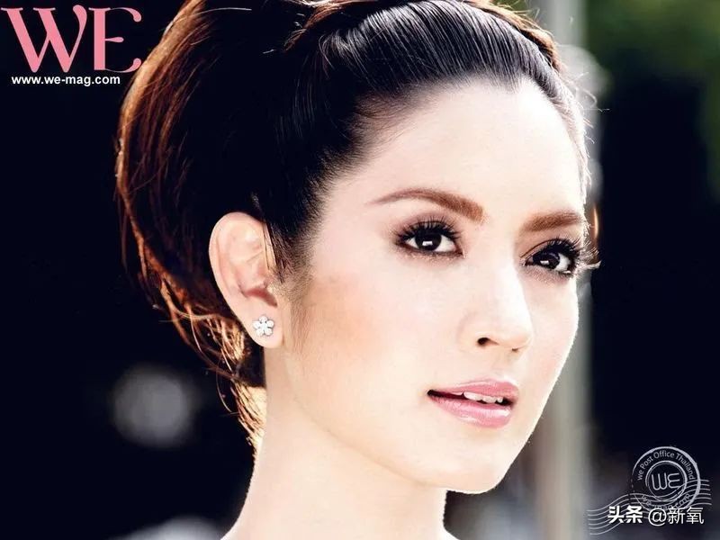 出道幻视Lisa后期艳过AB，为什么这张脸怎么折腾都好看啊…