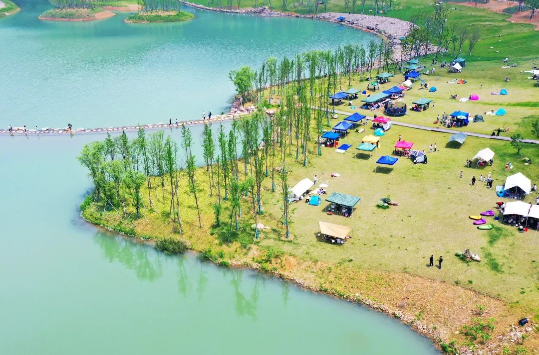 投资2000万建设旅游景点,投资上亿的自然风景区