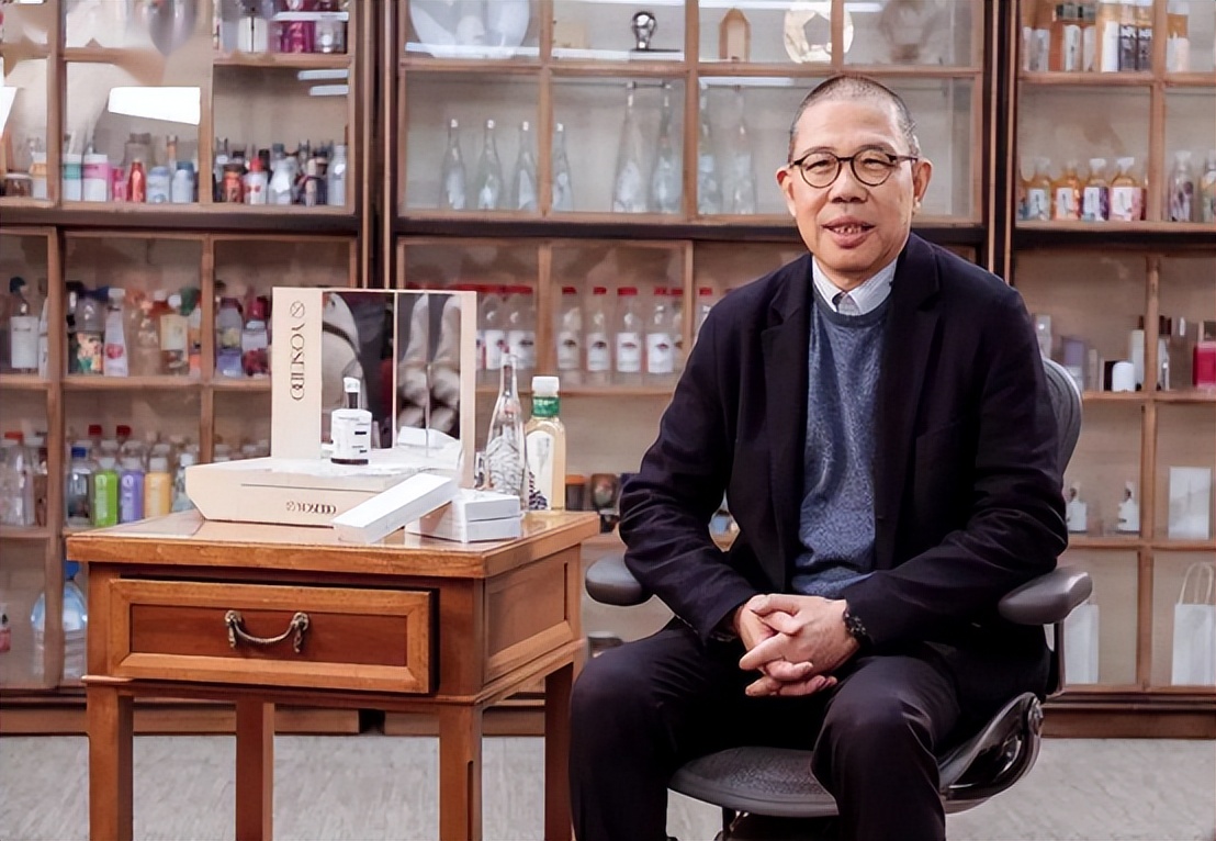 许家印砸百亿做冰泉被20亿贱卖，钟睒睒：我从未把恒大当作对手