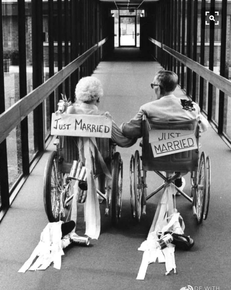 变态的纳粹德国，*光脱**犹太人女人衣服，集体*杀屠**!2