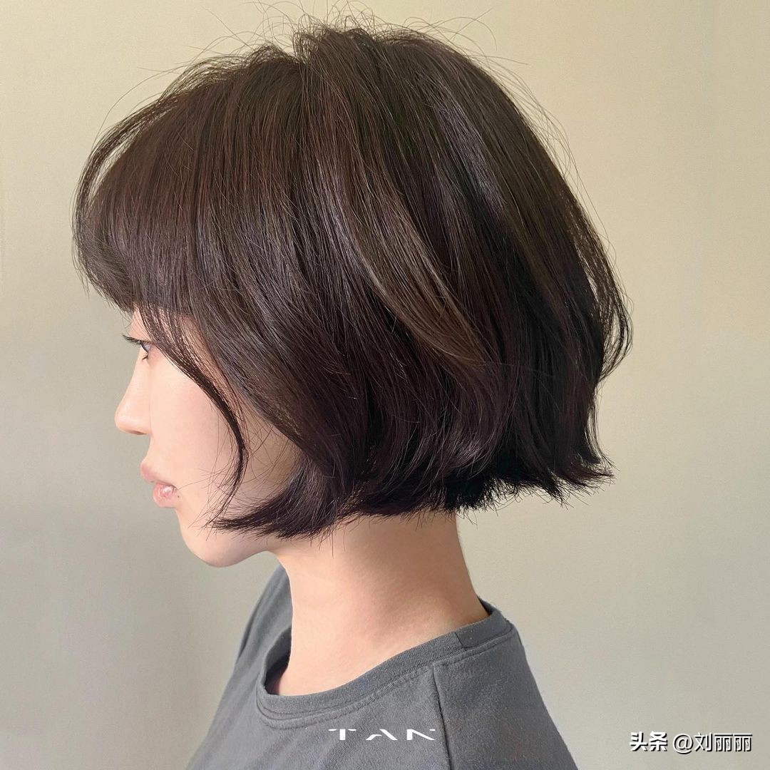 最短的发型烫成什么卷好看,2020流行简单好看发型烫卷