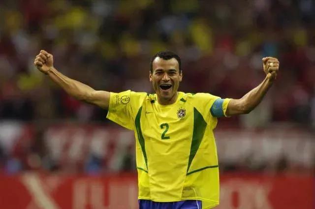 80后记忆中的足坛最佳11人,说出你认为最强的历史球员