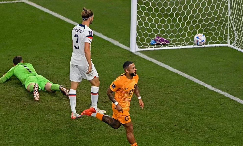 2022年诗意世界杯第五回日暮酒醒人已远满天风雨下西楼