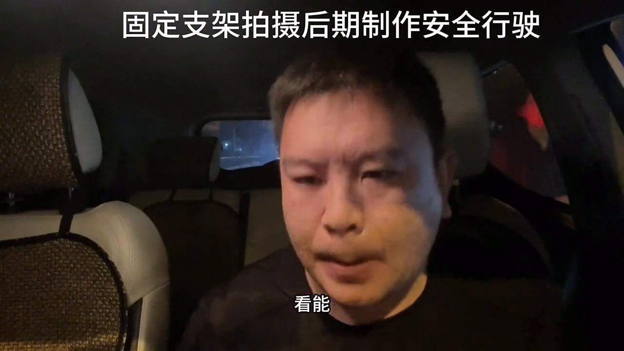 搭配挣不挣钱无所谓，主要是开心@抖音小助手