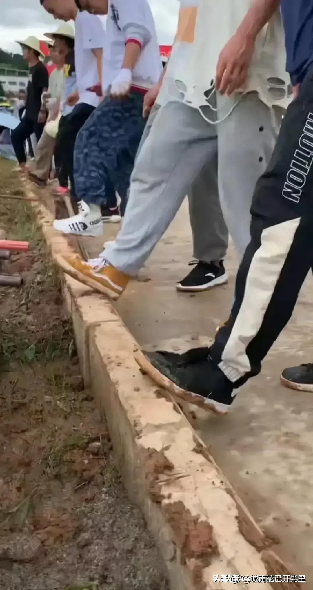 云南农大招生简章火了,云南农大招生简章是什么梗