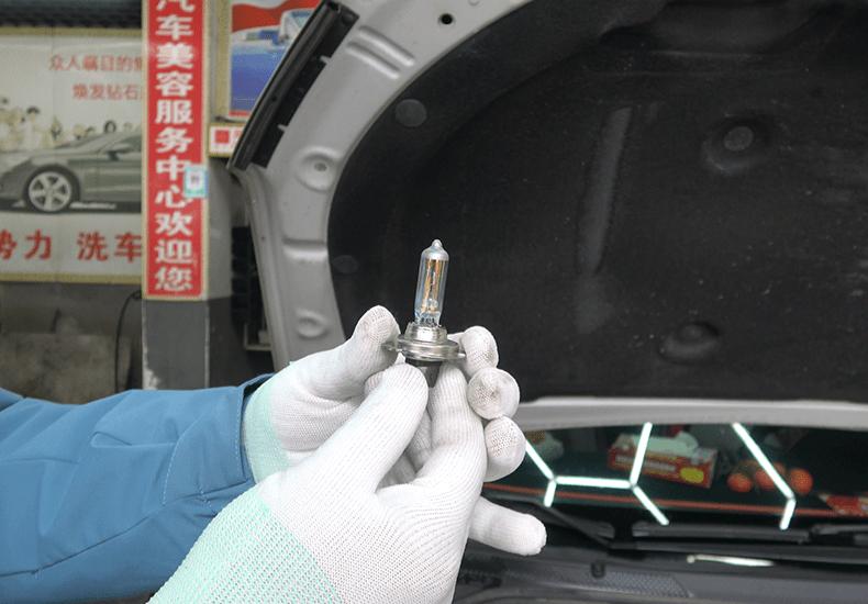 雪佛兰科沃兹大灯怎么更换,雪佛兰科沃兹大灯led更换视频