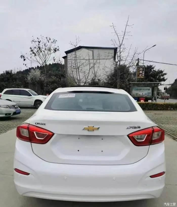 雪佛兰科鲁兹10款豪华版值得买吗,15万公里雪佛兰科鲁兹值得购买吗