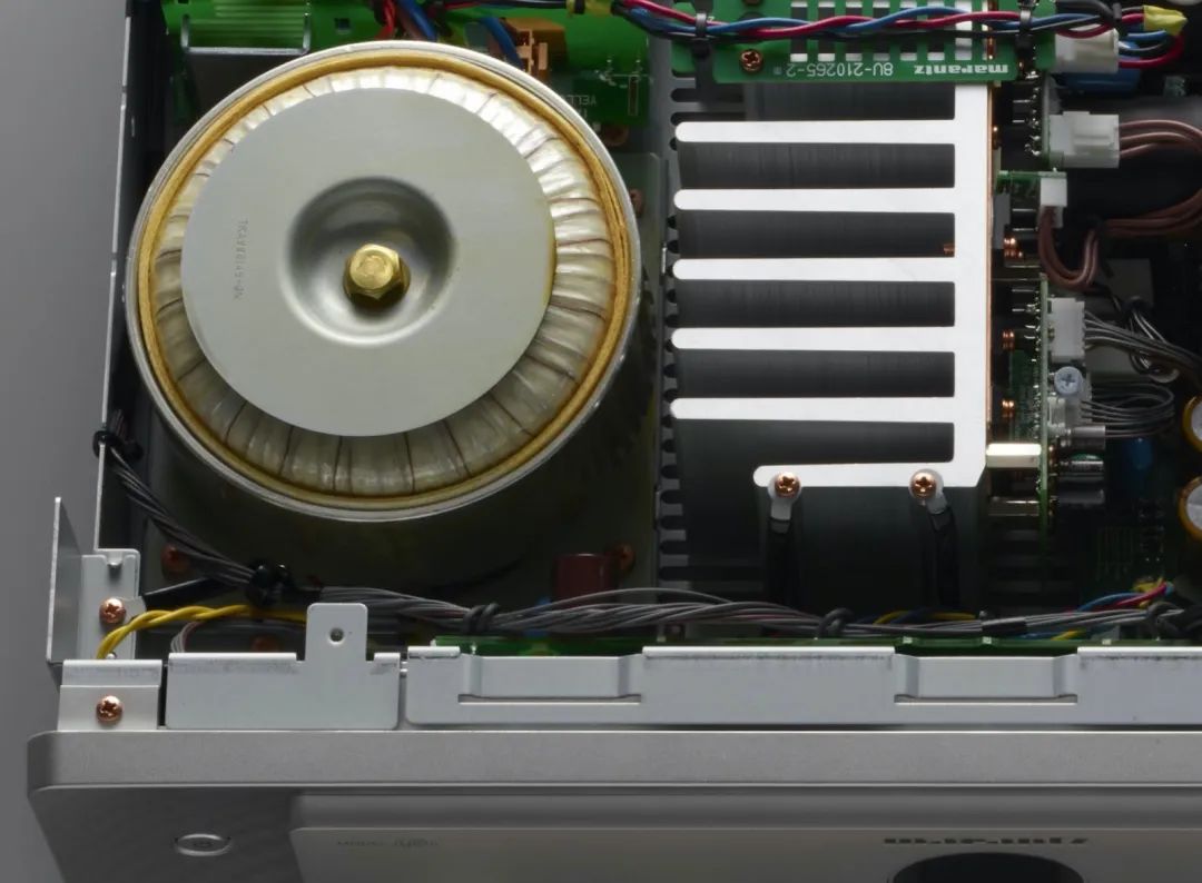 马兰士model40n有前级输出吗,marantzmodel40