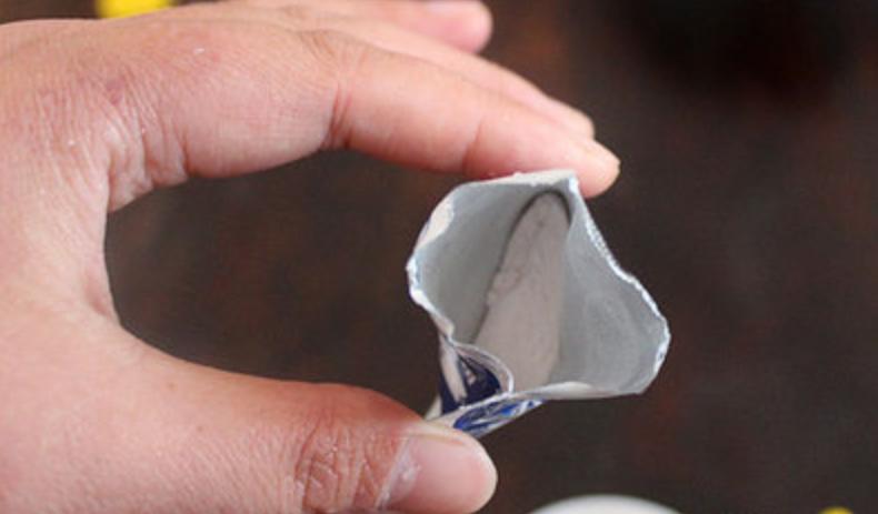 猫拉稀什么颜色体现猫瘟症状,猫拉稀带血便怎么治疗