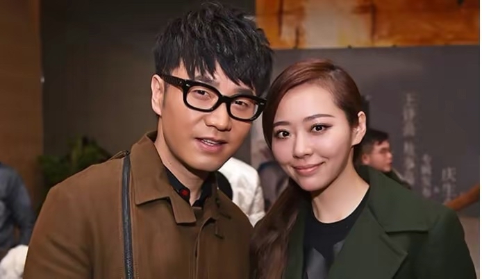 魏晨王铮亮阿穆隆演唱会,王铮亮阿穆隆