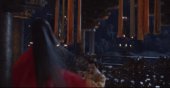 舔手舔胸，还油腻！新版“苏妲己”一出，观众大呼被恶心到了