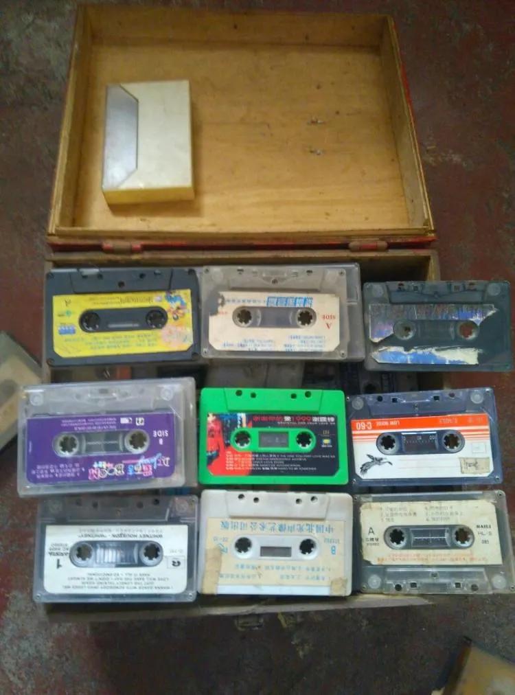 你可还记得黑白电视机上的彩色贴膜？回顾一些八九十年代生活用品