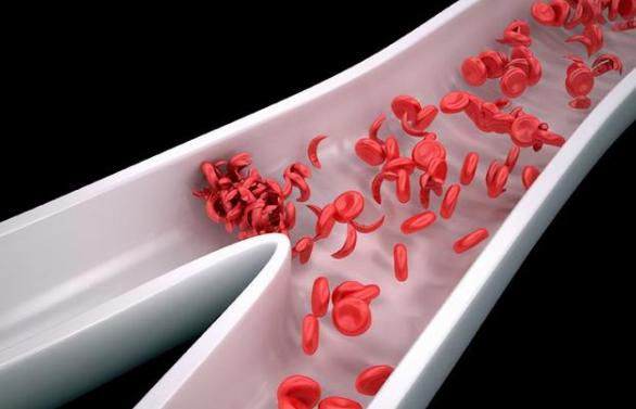 小伙喝下百草枯被医生抢救回来,29岁小伙喝下百草枯农药拒绝治疗