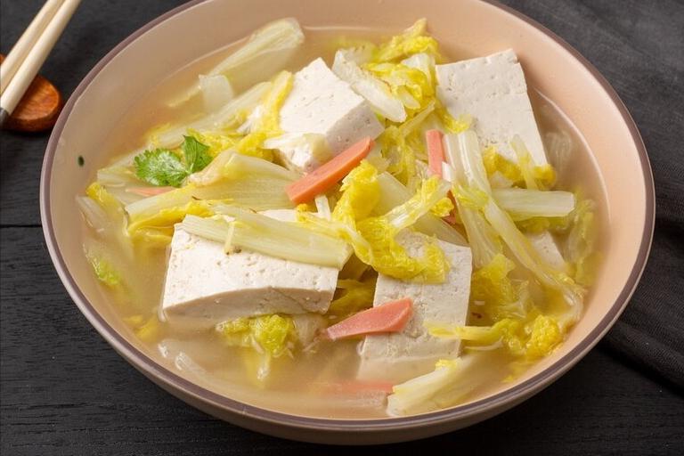 除夕将至，备齐“5种富贵菜，5种吉祥果”，寓意兔年发财又顺利