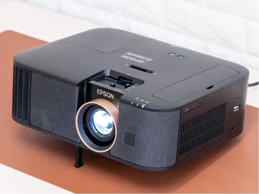 爱普生ch-tw6280t测评,爱普生ch-tw7000投影仪评测