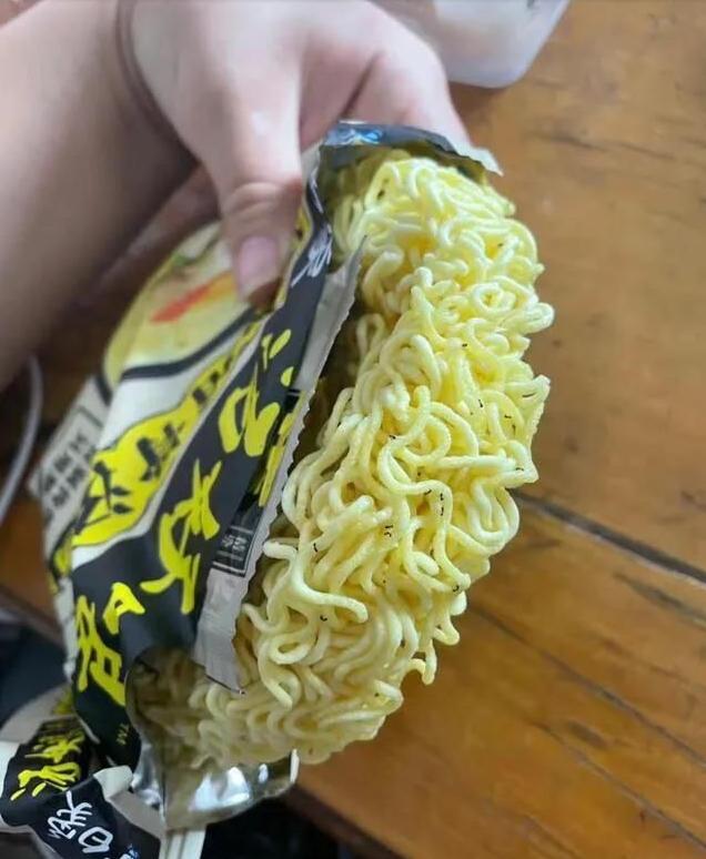 白象方便面出事了吗,白象方便面买到了坏的怎么办