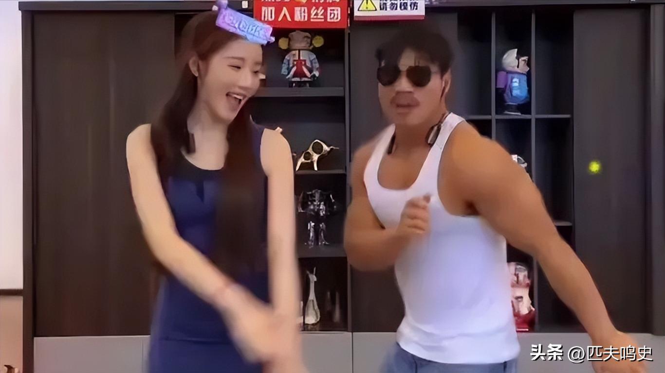 网红乔妹和嘴哥为什么分手,网红乔妹哭了全过程