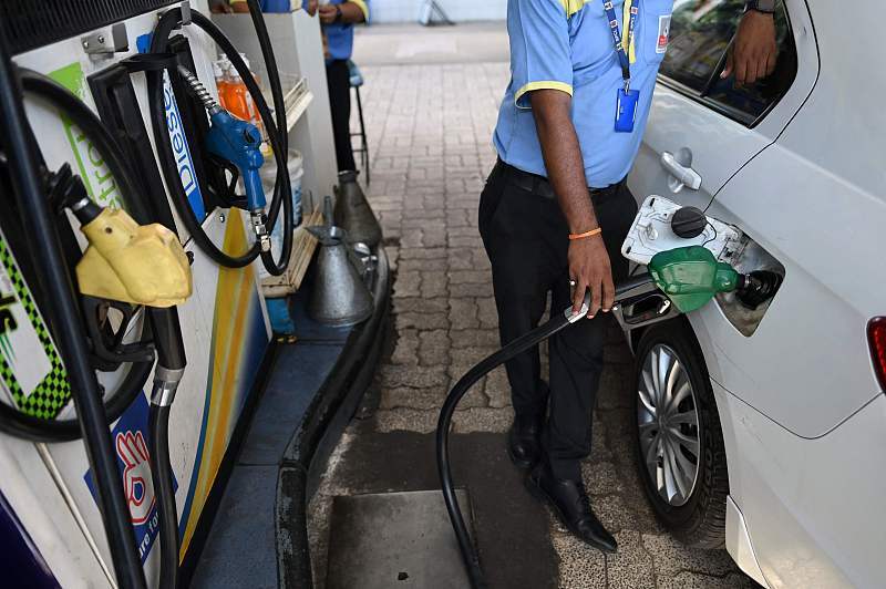 默许“影子船队”注册，狂买廉价石油，所以俄罗斯参加印度G20？