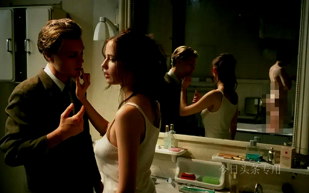 14《戏梦巴黎》：贝托鲁奇与伊娃格林的极度性感情书