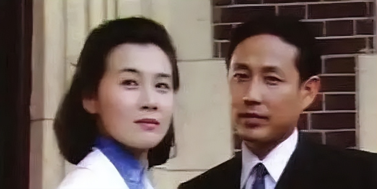 围城钱钟书好书,著名人物对围城的评价