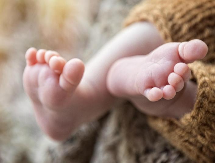 金龙转世人类觉醒武魂,金龙投胎转世成一个小孩后续