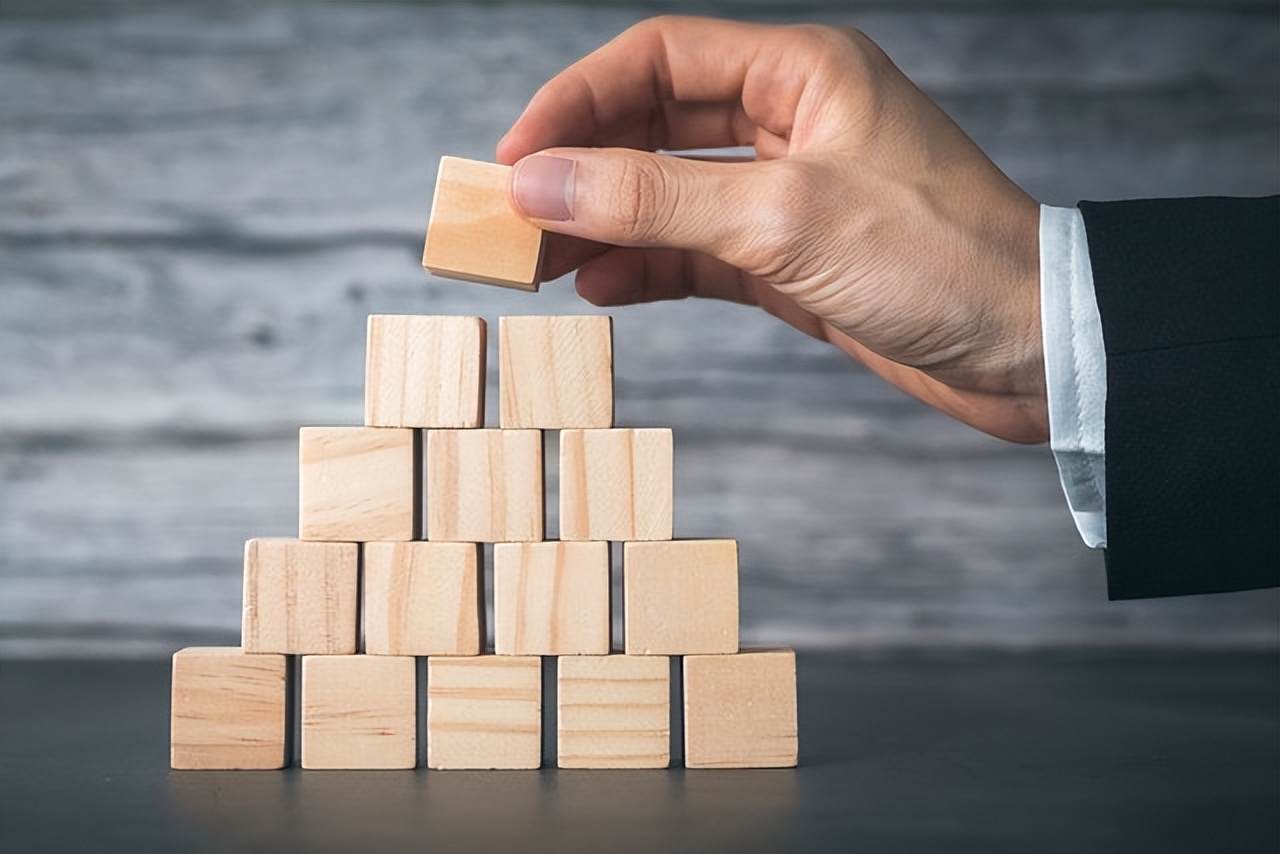 职场上如何应对领导,职场上如何正确应对领导的挑剔