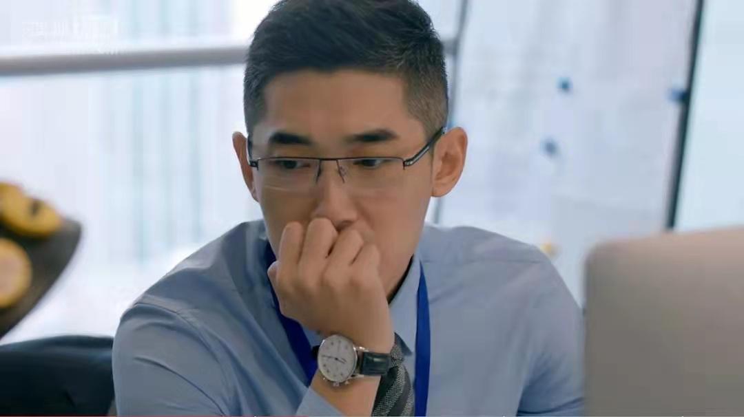 欢乐颂小说应勤和邱莹莹结局,欢乐颂邱莹莹和应勤结婚穿婚纱