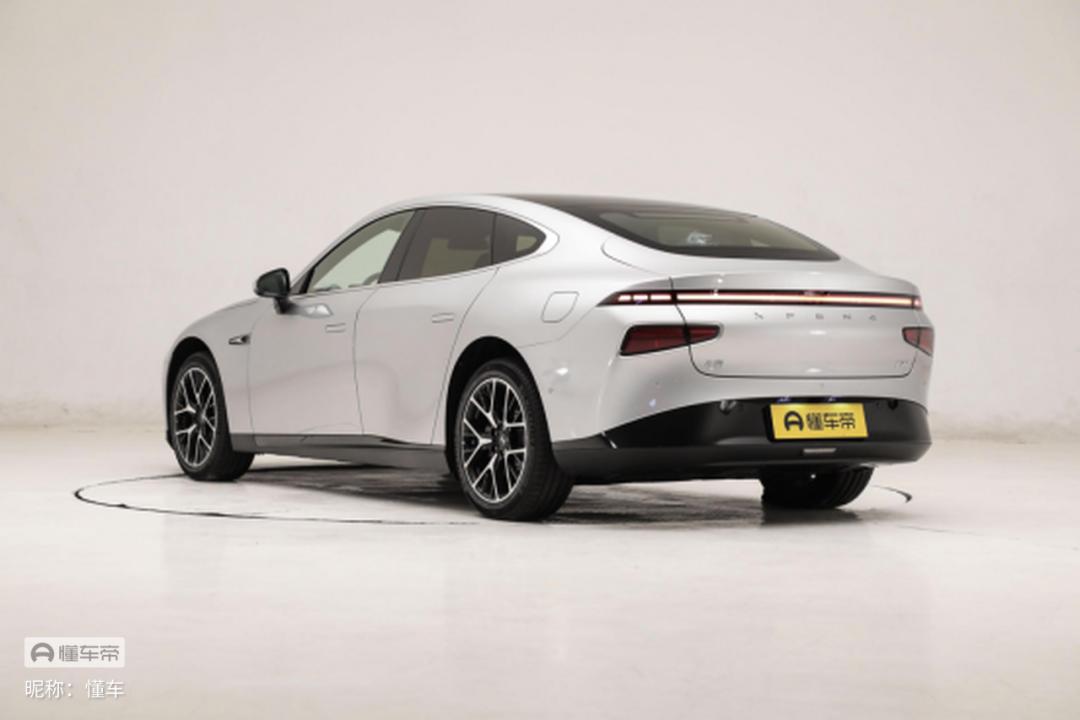 新款小鹏p7i买哪个配置,小鹏p7i哪个配置卖得最好