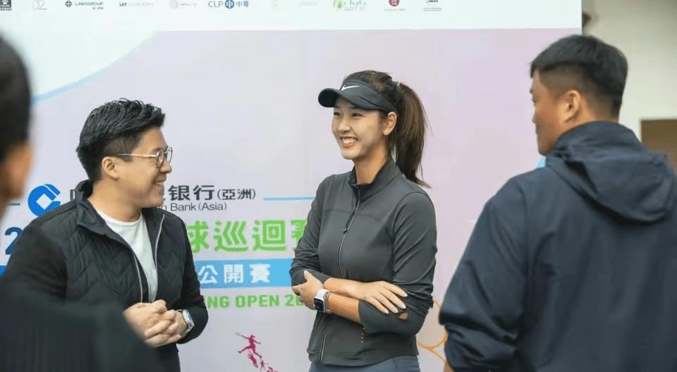 霍启刚与女子约会,霍启刚约会辣妹