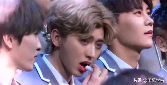 00后追捧“伪娘”浓妆艳抹，少年强则国强在他们这一代甚为担忧