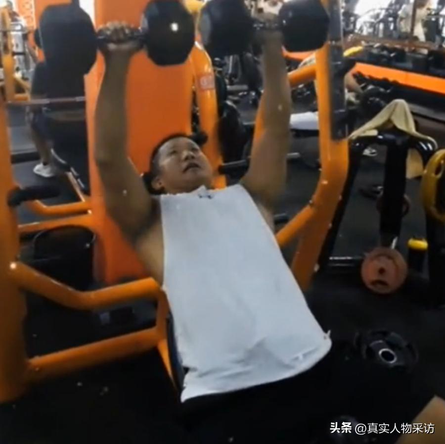 我裸婚娶摩洛哥妻子，26岁移居摩洛哥，给当地上层人物当拳击教练