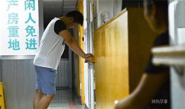 跟老一辈沟通有代沟,两代人之间代沟问题怎么解决