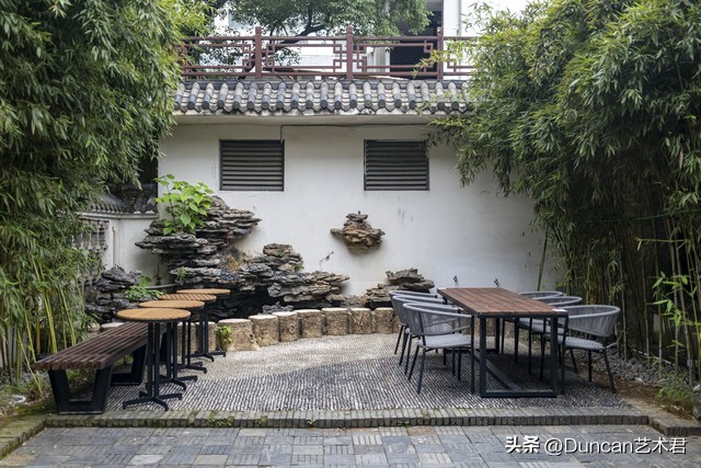 18年最需要去的国内10大特色酒店,杭州适合全家四个人住的酒店